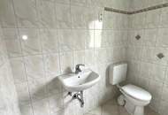 Wohnen mit Charme! Ruhige 3-Zimmer-Erdgeschosswohnung in Steyr-Münichholz mit Grünblick, hellem Wohnbereich &amp; stilvollem Ambiente – perfekt für alle, die das Besondere lieben!