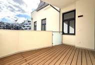 SANIERTE ALTBAUPERLE MIT BALKON I Belvedere &amp; Schweizergarten Nähe I Barrierefreier Zugang mit Lift I Fischgrätparkett &amp; Fußbodenheizung I perfekte öffentliche Anbindung