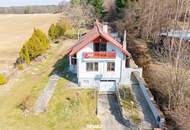 Landhaus in erhöhter Aussichtslage mit weitläufigem Grundstück im schönen Strassertal