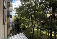 Traumhafte 3,5-Zimmer-Altbauwohnung mit Balkon in Geidorf