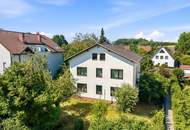 Großzügiges Einfamilienhaus in Bestlage am Froschberg – Viel Platz für Ihre Wohnträume