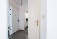 Sanierte Liegenschaft mit Fernwärme! Renovierungsbedürftiger 2-Zimmer-Altbau beim Mittersteig!