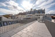 ++MOLLARD 50++ Unique 3-room apartment in the very heart of the city (2/12)!