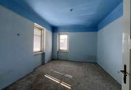 12 Zimmer Haus mit Geschäftslokal auf 948 m2 Grundstück