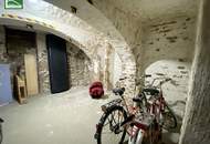 Moderne Dachgeschosswohnung mit großer Terrasse nahe Arthaberplatz in ruhiger Seitengasse! Hohe Decken und Traumbad mit Fenster - JETZT ANFRAGEN