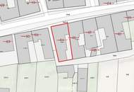 barrierefreies Stadthaus mit kleinem, grünen Innenhof