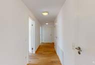 Helle Terrassenwohnung inklusive Pool, Weinkeller, Fitness- und Wellnessbereich