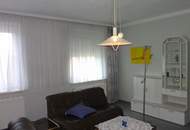 Arbeiten und wohnen in einen Haus mit Halle in ruhiger Wohnlage in Rust am See !