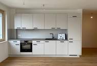 helle und gut geschnittene 2 Zimmer DG Wohnung mit Balkon 27