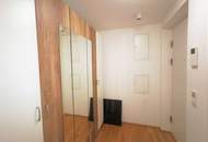 Frisch sanierte 3-Zimmer-Wohnung mit Loggia auf 105 m2 Wohnnutzfläche nahe der UNO-CITY!