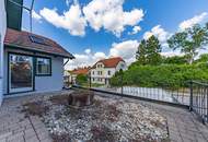 Sonniges Familienhaus in erhöhter Lage – Stadthaus mit Garten und Terrassen in Hollabrunn!