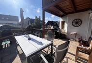 "Solides, Charmantes Haus mit Garten und Pool"