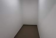 "Wohnung mit Balkon und Parkplatz"