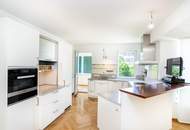 V E R K A U F T ! Exklusives Wohnen im Herzen von Bad Ischl – Wunderschöne Eigentumswohnung am Traunfluss mit zwei Loggien, Atelier &amp; Stellplatz