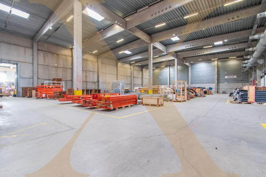 Großzügige Lager- &amp; Logistikflächen mit Rampen in Toplage zu vermieten!, Gewerbeobjekt-miete, 22.400,00,€, 4060 Linz-Land