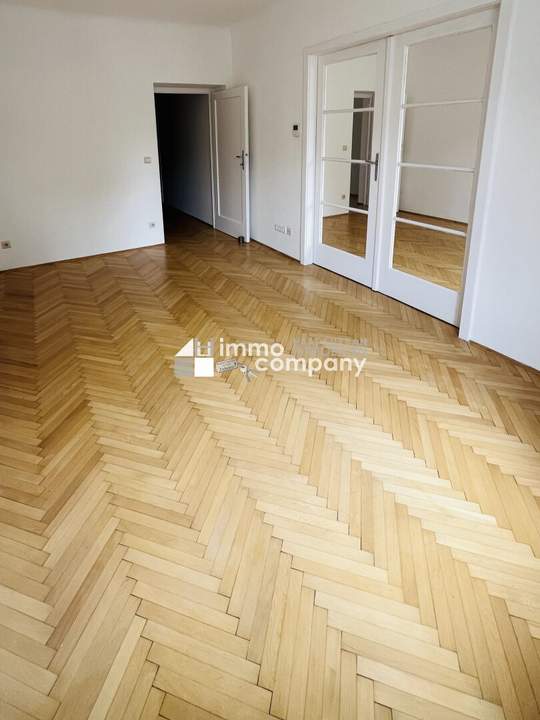 Neue schöne Wohnung mit herrlicher Aussicht! 8. Bezirk. U6 und U2!