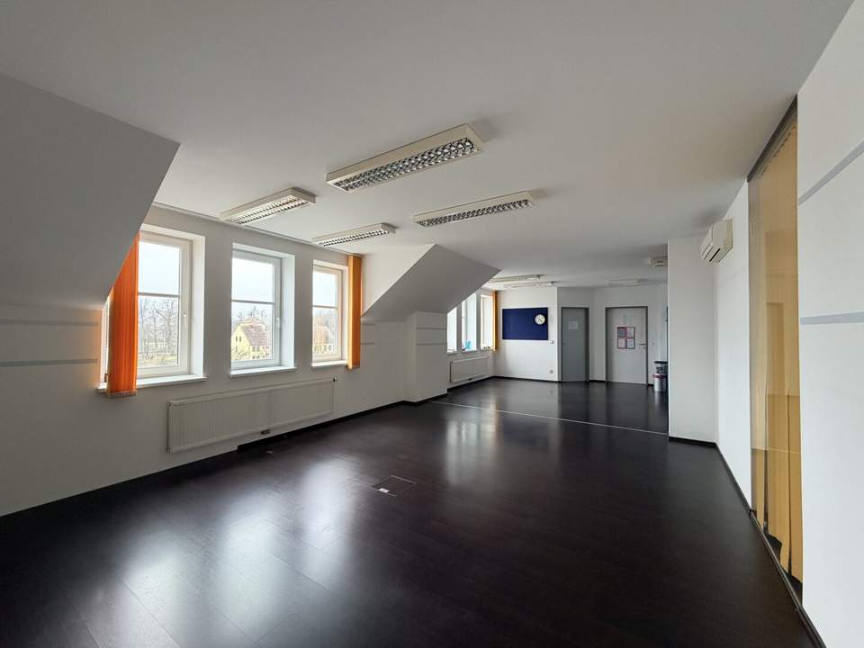 Moderne Bürofläche/ Praxis in Top Zentrumslage