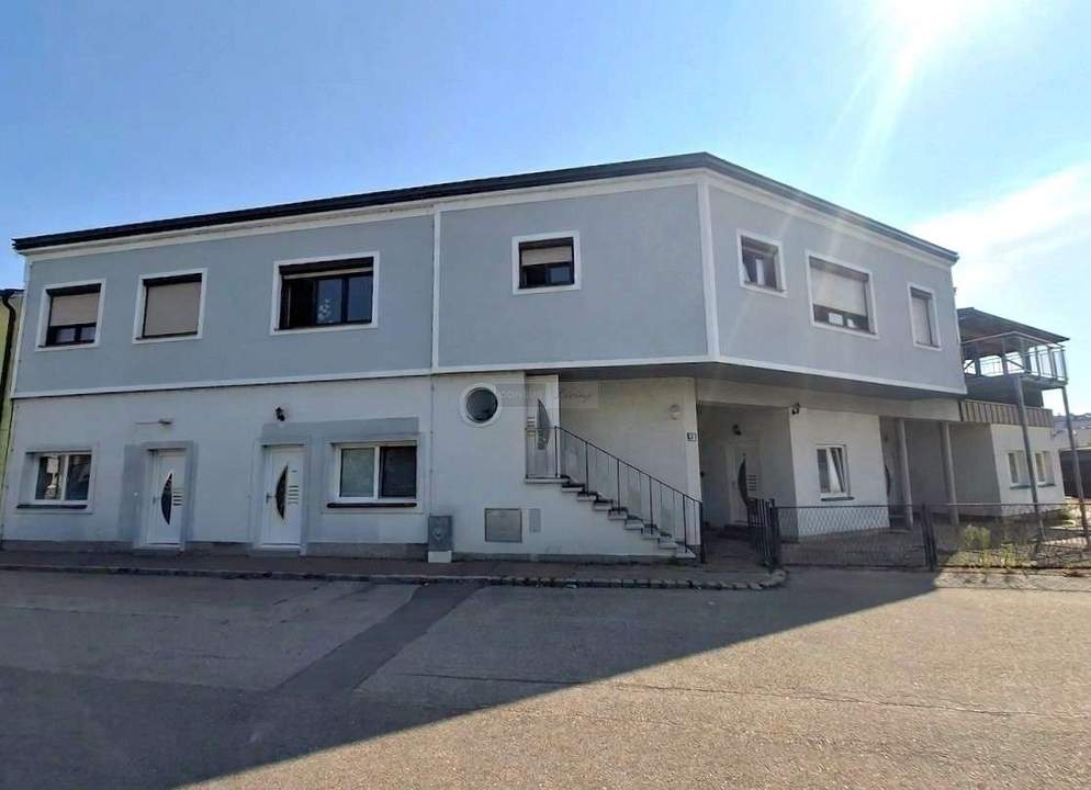 Zinshaus in ruhiger Lage von Hollabrunn – laufende Mieterträge und attraktives Entwicklungspotenzial