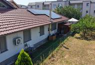 Exklusiver barrierefreier Bungalow mit uneinsehbarem Garten, Pool, Wellness & Photovoltaik