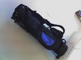 Golfbag in schwarz/blau, wie neu, mit Transportschaden seitlich, 7.5 €, Marktplatz-Sportgeräte & Zubehör in 5280 Braunau am Inn Golfbag in schwarz/blau, wie neu, mit Transportschaden seitlich, 7.5 €, Marktplatz-Sportgeräte & Zubehör in 5280 Braunau am Inn
