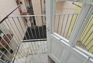 Graz - St. Leonhard! Am Fuße des Ruckerlbergs: Stilvolle Altbauwohnung mit zeitgemäßem Flair und ruhigen Innenhofbalkon!