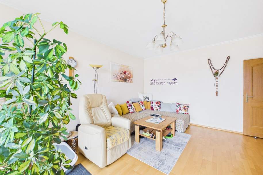 PASCHING: Attraktiv aufgeteilte 3-Zimmer-Eigentumswohnung ca. 72 m² Wohnfläche + LOGGIA in Pasching und eigenem Parkplatz, Wohnung-kauf, 215.000,€, 4061 Linz-Land