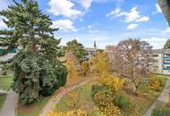 Charmante Ruheoase mit perfekter Anbindung I Loggia mit Blick ins Grüne I Mauer