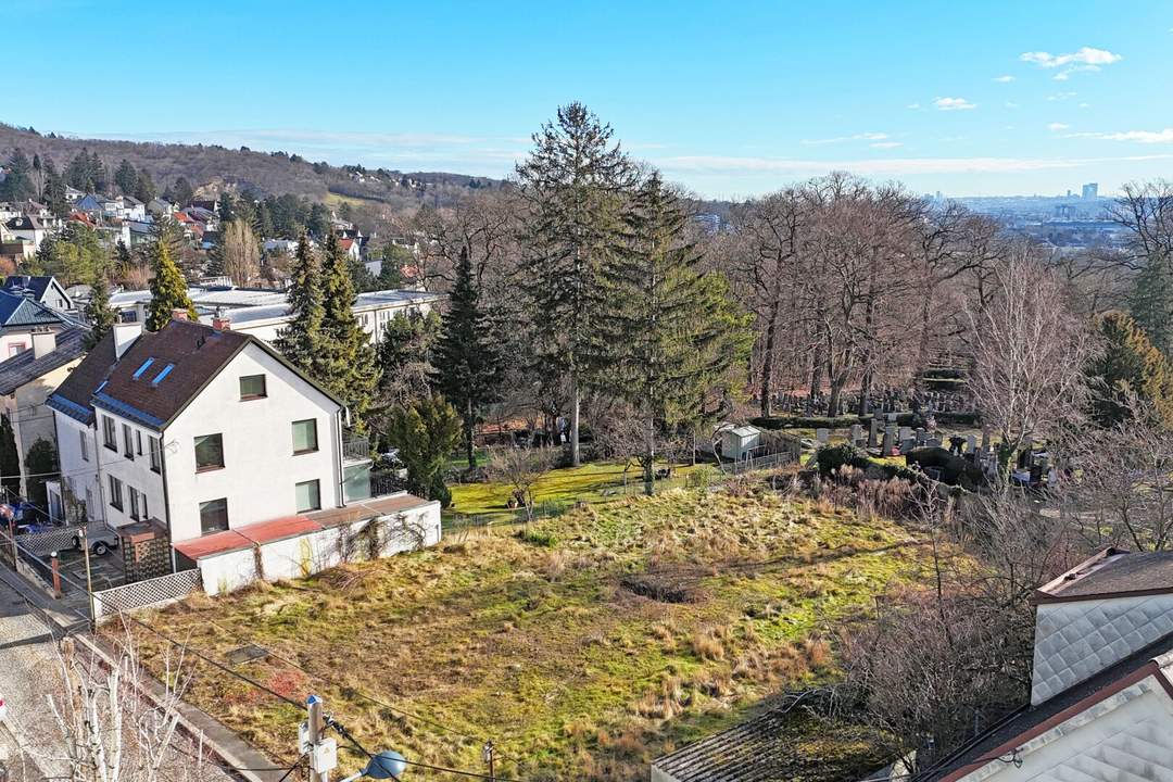 Wolfersberg: Sensationelles Grundstück, nahezu eben, mit unverbaubarem Ausblick nach Süden