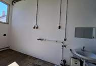 Geschäftslokal um 7.54/m² netto - St. Pölten–Nord - mit mehr als 10 Parkplätzen