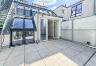 Lichtdurchflutete Wohnung mit Terrasse und urbanem Flair