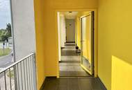 2 Zimmer-Wohnung in generalsaniertem Neubau mit ca. 6m2 Balkon.