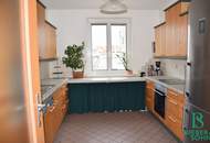 Wunderschöne, sonnige Familienwohnung mit Westterrasse und Garagenplatz