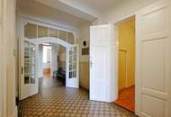 Historische Villa ALMEROTH im Stadtzentrum- Wohnen auf 250 m2 im OG plus 4 Untermieter