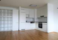 DACHGESCHOSS - HELLES 3 ZIMMER APARTMENT MIT BALKON
