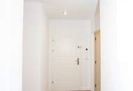 moderne Dachgeschoss Wohnung mit Klimaanlage und Terrasse beim Belvedere
