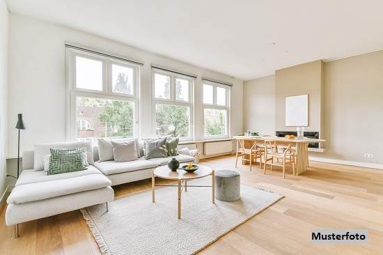 +++ 5-Zimmer Terrassenwohnung mit Bergpanorama in sonniger Südlage +++