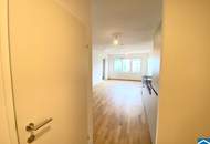 Wunderschöne 2 Zimmerwohnung mit Freifläche