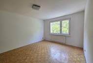 Eigentumswohnung mit Loggia und Lift samt eigenem Innenhofparkplatz in guter Lage
