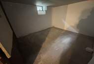 Ein Zuhause zum Ankommen und Wohlfühlen: gemütliche 3-Zimmer-Erdgeschosswohnung mit Charakter in Münichholz - ruhige, zentrumsnahe Lage in Steyr mit ausgezeichneter Anbindung!