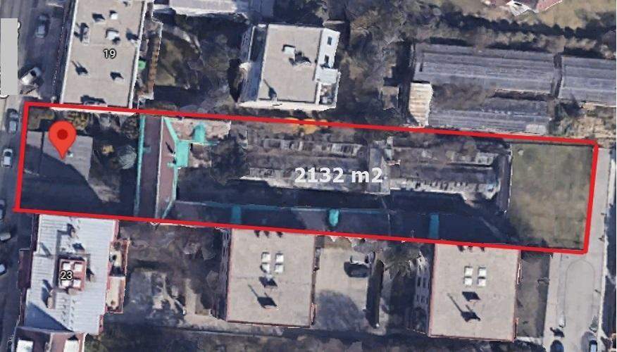 "Bauträger-Grundstück!"