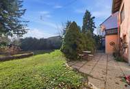 Modernisierungsbedürftiges Wohnhaus in Großweikersdorf nahe Bahnhof mit Garten, Terrasse und ausgezeichneter Infrastruktur!