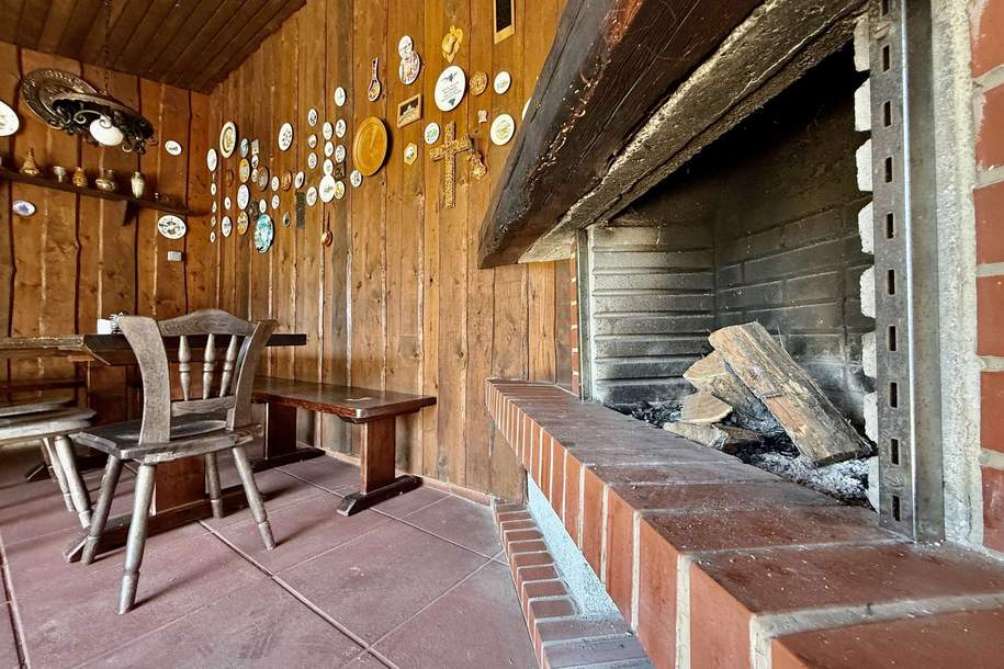 Großzügiges Einfamilienhaus mit uneinsehbarem Garten in absoluter Ruhelage, nähe 2070 Retz!, Haus-kauf, 179.000,€, 2052 Hollabrunn