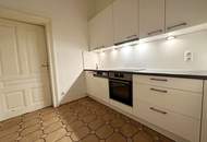 LIECHTENSTEINSTRASSE, 81 m2 Altbau, 3 Zimmer, Küche, Parketten, Wannenbad, 1. Liftstock, U4/U6-Nähe