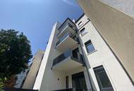 GRÜNBLICK - Balkonwohnung mit 3 Zimmer - Altbau reloaded mit Wärmepumpe und Freifläche