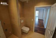 Hochwertige DG-Wohnung in Gießhübl mit 2 Terrassen in ruhiger Lage zu mieten!