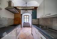 Residieren im Schloss! 3-Zimmer Wohnung in Ebergassing