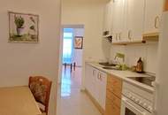 ''Charmante Altbauwohnung - sofort bezugsbereit''