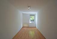 Barrierefreie 4-Zimmer-Gartenwohnung Nähe Auhofcenter und S-Bahn