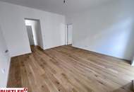 Erstbezug | sanierte Altbauwohnung an der U1 | Top aufgeteilt