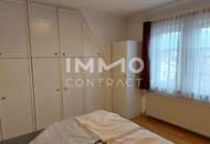 GEMÜTLICHE 3-ZIMMER DG-WOHNUNG MIT GARTENANTEIL UND PARKPLATZ